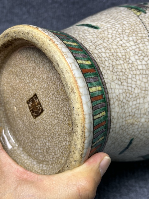 古玩陶瓷哥釉五彩人物故事紋橄欖尊真品鑒賞圖