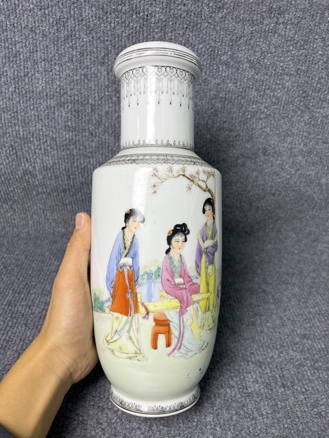 古玩陶瓷粉彩四美圖棒槌瓶真品鑒賞圖