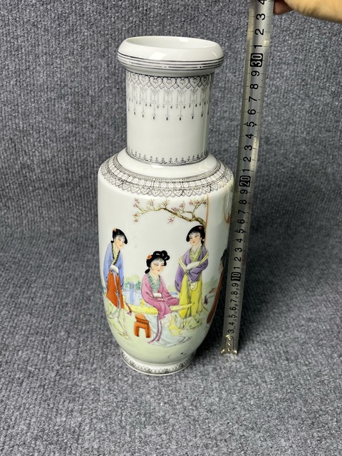 古玩陶瓷粉彩四美圖棒槌瓶真品鑒賞圖