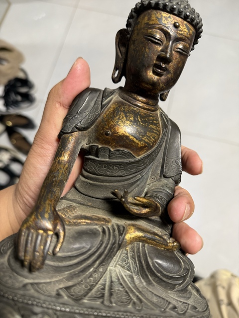 古玩銅器銅造像真品鑒賞圖