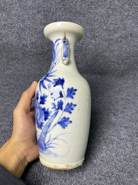 古玩陶瓷豆青青花錦雞牡丹紋瓶真品鑒賞圖