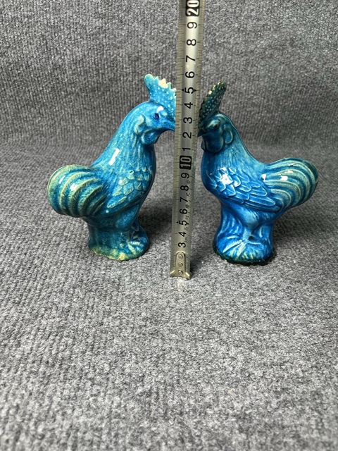 古玩陶瓷孔雀藍釉公雞塑像一對真品鑒賞圖