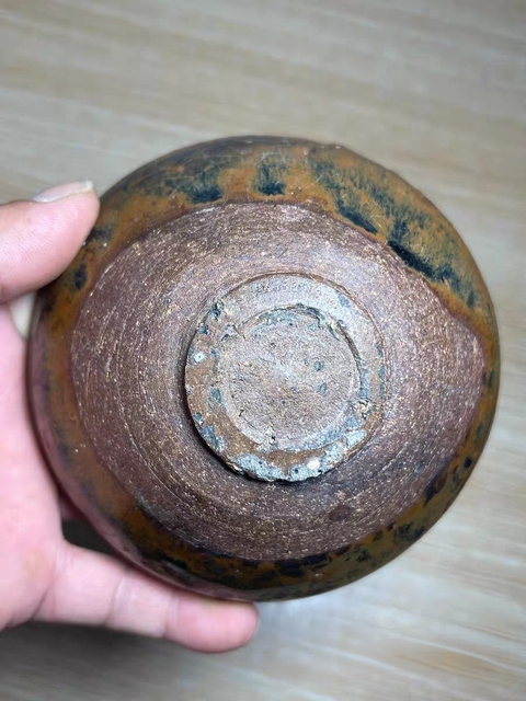 古玩陶瓷建窯兔毫束口盞真品鑒賞圖