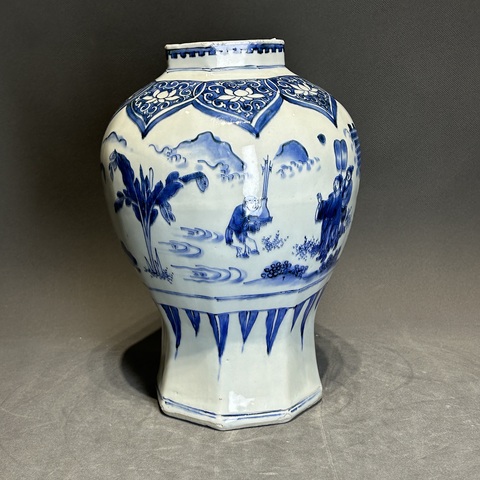 古玩陶瓷人物紋青花八方罐真品鑒賞圖