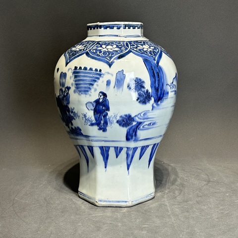 古玩陶瓷人物紋青花八方罐真品鑒賞圖