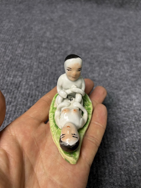 古玩陶瓷春宮塑像拍賣，當前價格666元