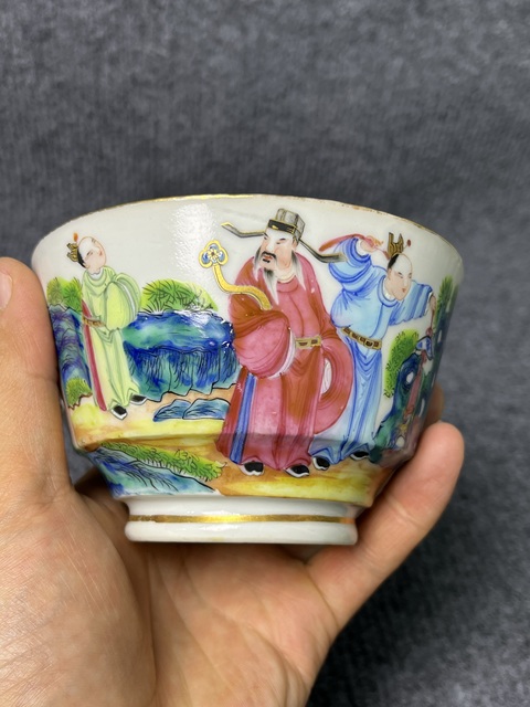 古玩陶瓷廣彩人物故事紋大把杯拍賣，當前價格1988元