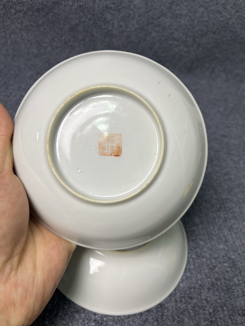 古玩陶瓷黃地軋道粉彩吉語盤一對拍賣，當(dāng)前價格1388元