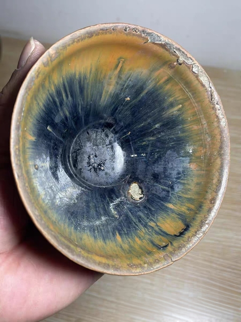 古玩陶瓷福清窯兔毫束口盞真品鑒賞圖