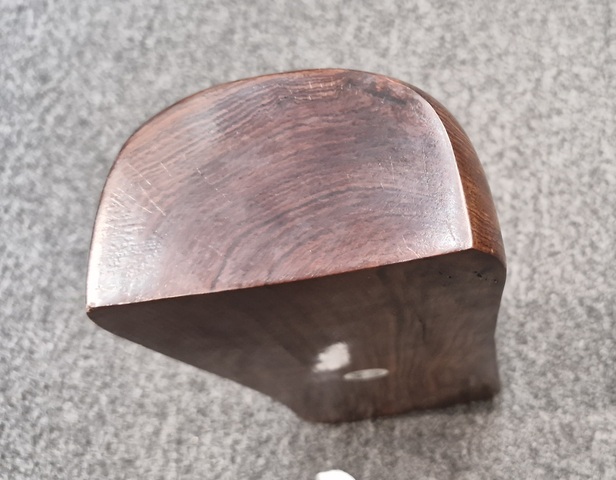 古玩雜項大葉黃花梨木雕刻枕頭真品鑒賞圖