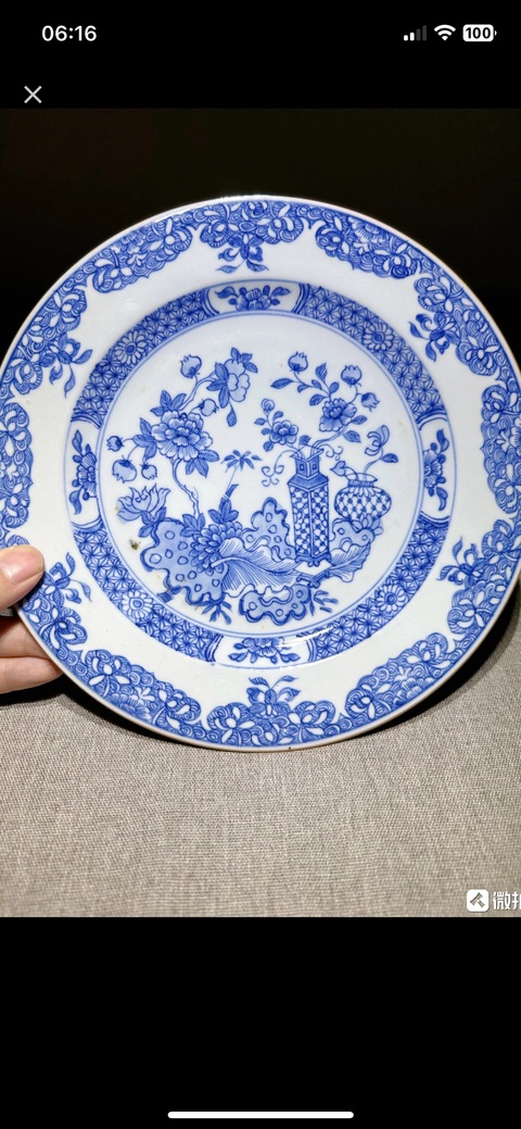 古玩陶瓷清早期 青花博古花卉紋盤真品鑒賞圖