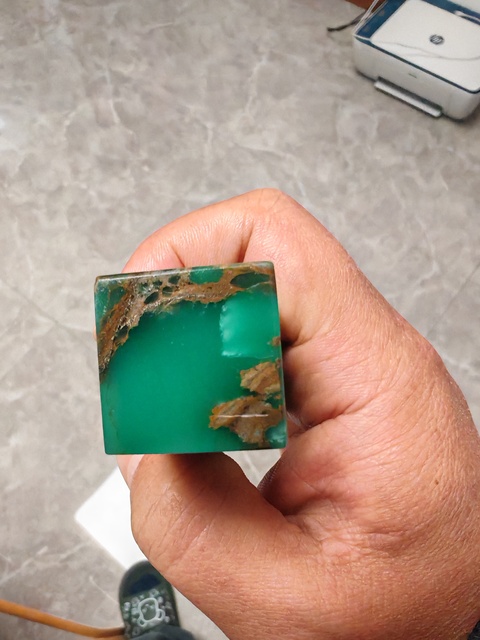 古玩玉器染色雅安石真品鑒賞圖