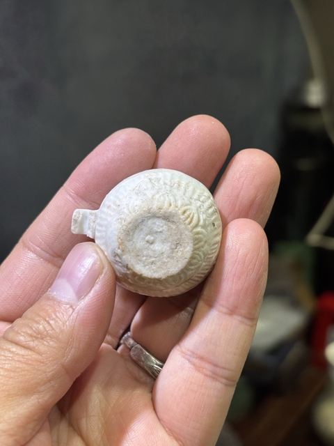 古玩陶瓷湖田青白釉鳥食罐真品鑒賞圖