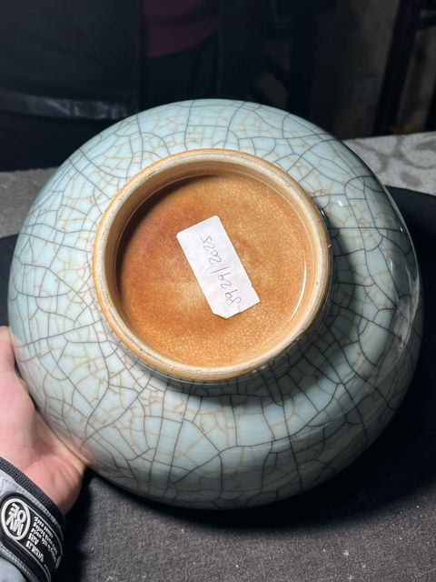 古玩陶瓷哥釉開片大碗真品鑒賞圖