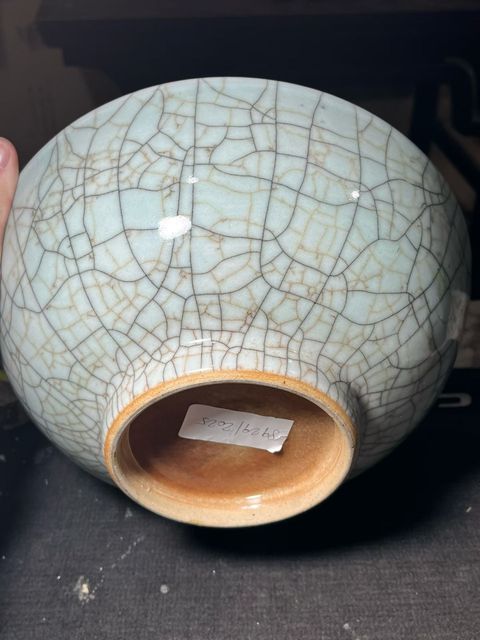 古玩陶瓷哥釉開片大碗真品鑒賞圖