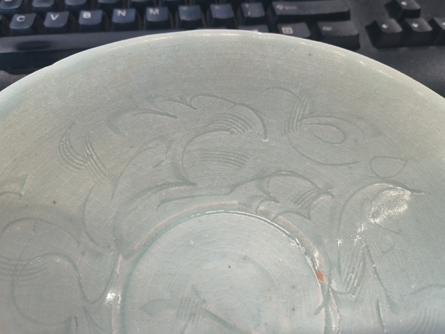 古玩陶瓷湖田窯青白釉刻花碗真品鑒賞圖