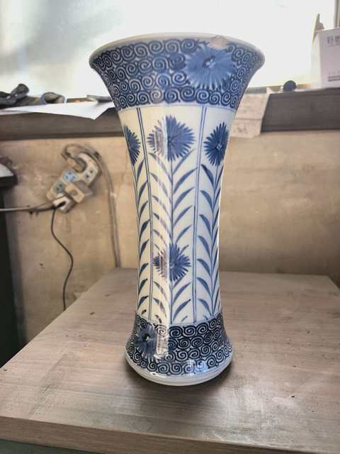 古玩陶瓷青花花觚真品鑒賞圖