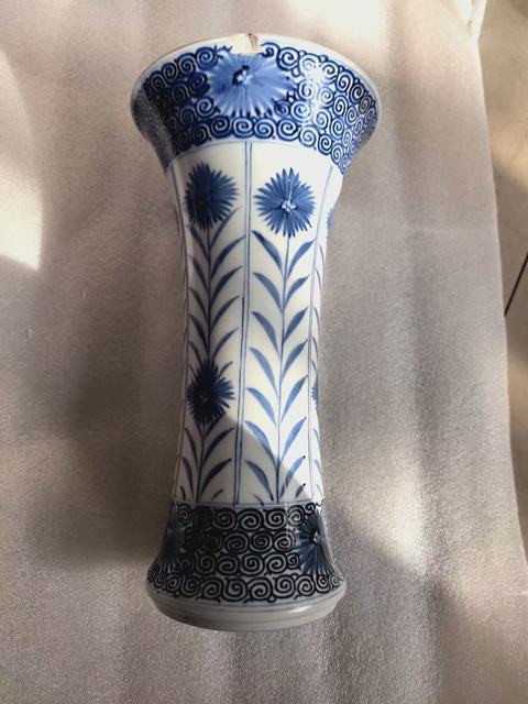 古玩陶瓷青花花觚真品鑒賞圖