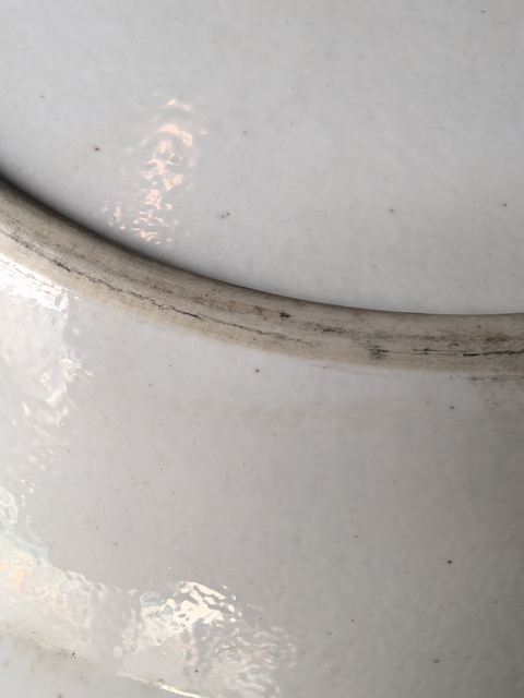 古玩陶瓷粉彩花卉紋盤真品鑒賞圖