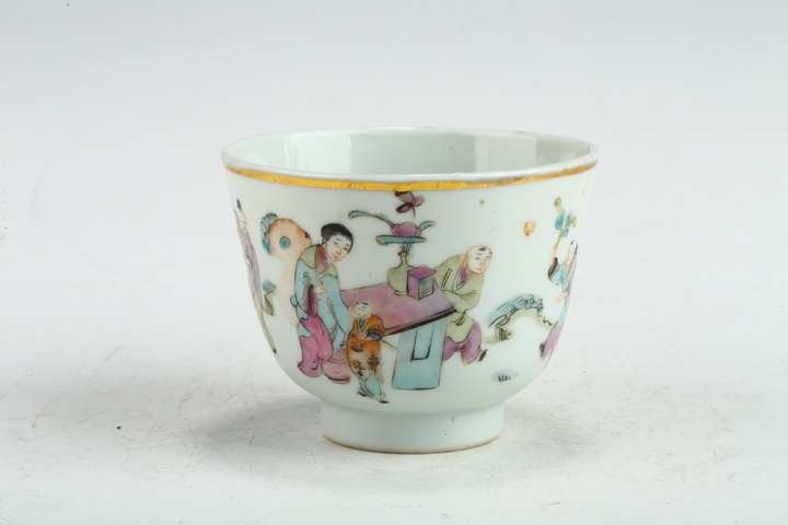 古玩陶瓷清晚·粉彩仕女嬰戲紋杯真品鑒賞圖