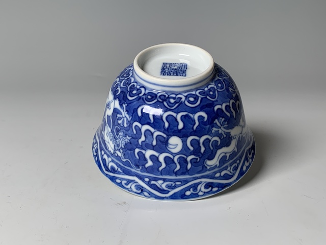 古玩陶瓷碗真品鑒賞圖