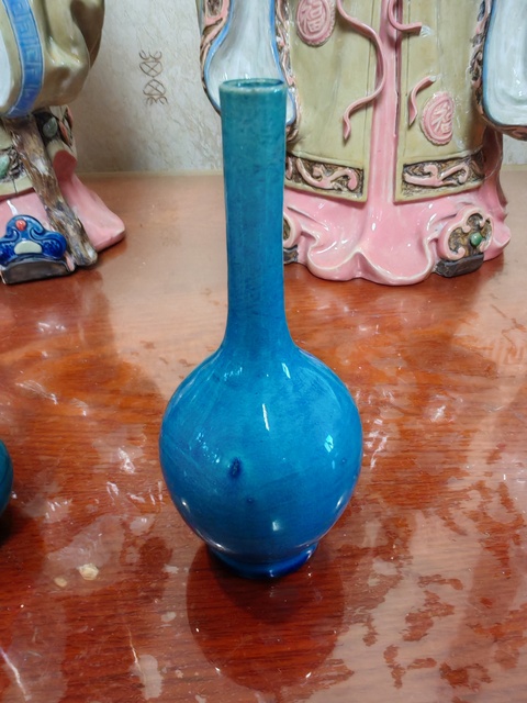 古玩陶瓷孔雀蘭釉膽瓶真品鑒賞圖