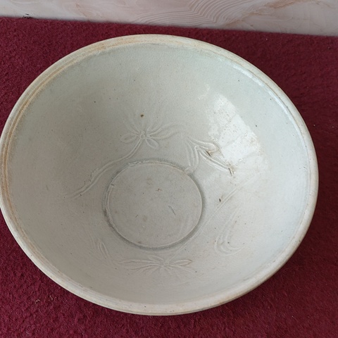 古玩陶瓷青白釉刻仰蓮紋碗真品鑒賞圖