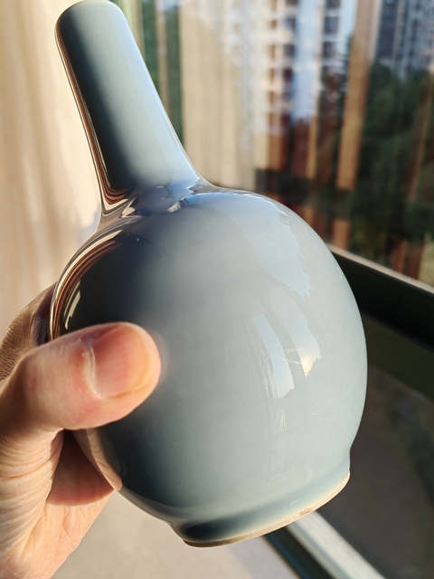 古玩陶瓷天藍釉天球瓶真品鑒賞圖