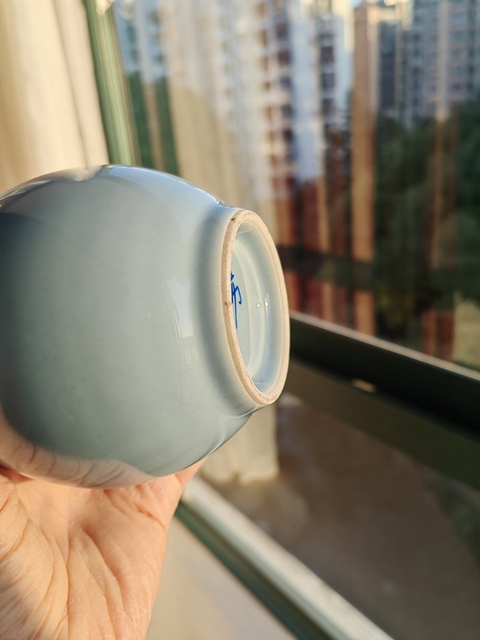 古玩陶瓷天藍釉天球瓶真品鑒賞圖