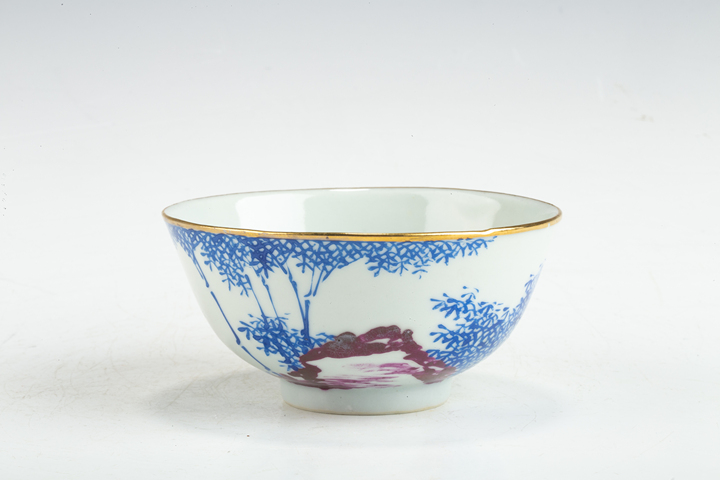 古玩陶瓷民國·料彩墨石竹影紋茶碗
拍賣，當(dāng)前價格0元