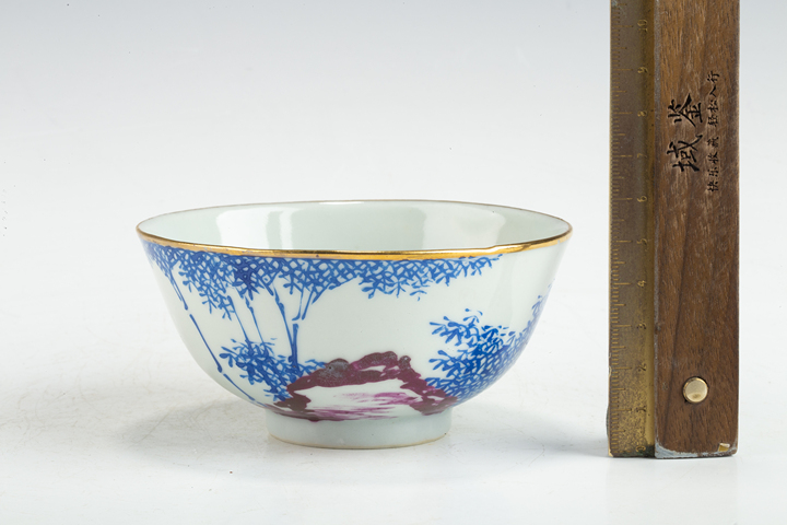 古玩陶瓷民國·料彩墨石竹影紋茶碗
拍賣，當(dāng)前價格0元