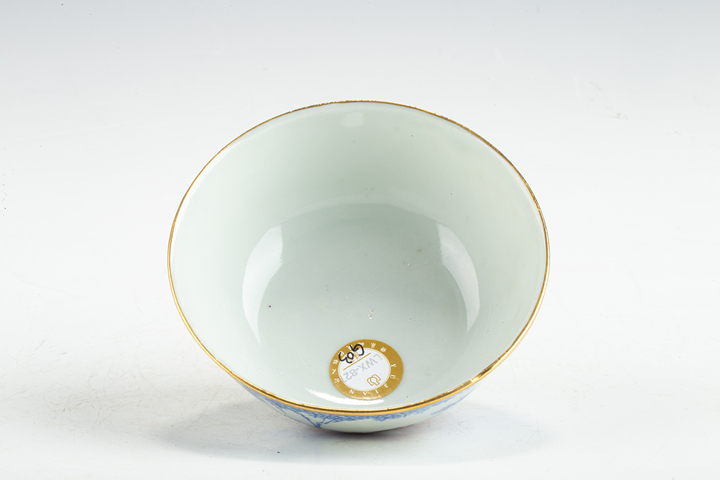 古玩陶瓷民國·料彩墨石竹影紋茶碗
拍賣，當(dāng)前價格0元