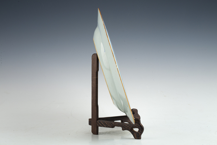 古玩陶瓷清康熙·青花博古花卉紋折沿盤真品鑒賞圖