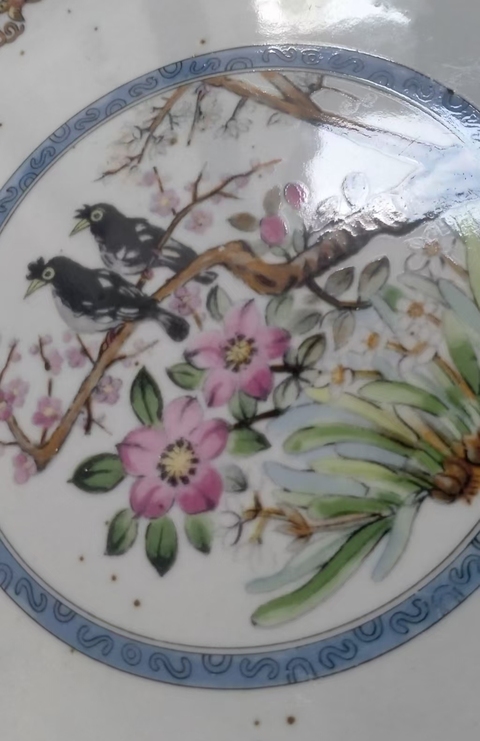 古玩陶瓷印彩花鳥盤真品鑒賞圖