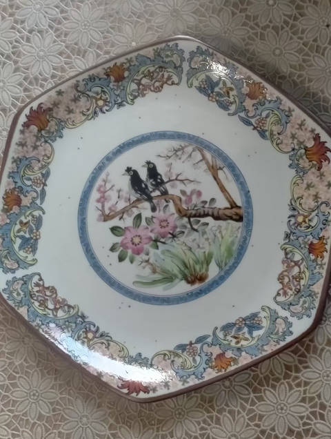 古玩陶瓷印彩花鳥盤真品鑒賞圖