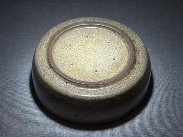 古玩陶瓷哥釉筆洗真品鑒賞圖