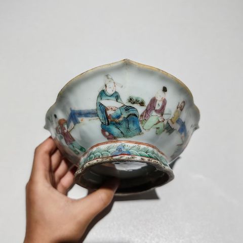 古玩陶瓷晚清粉彩海棠型供盤真品鑒賞圖