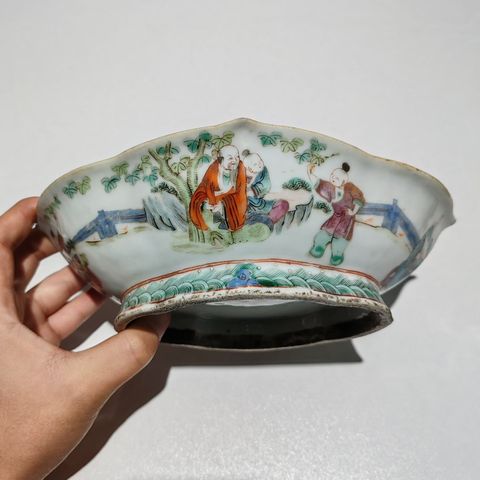 古玩陶瓷晚清粉彩海棠型供盤真品鑒賞圖