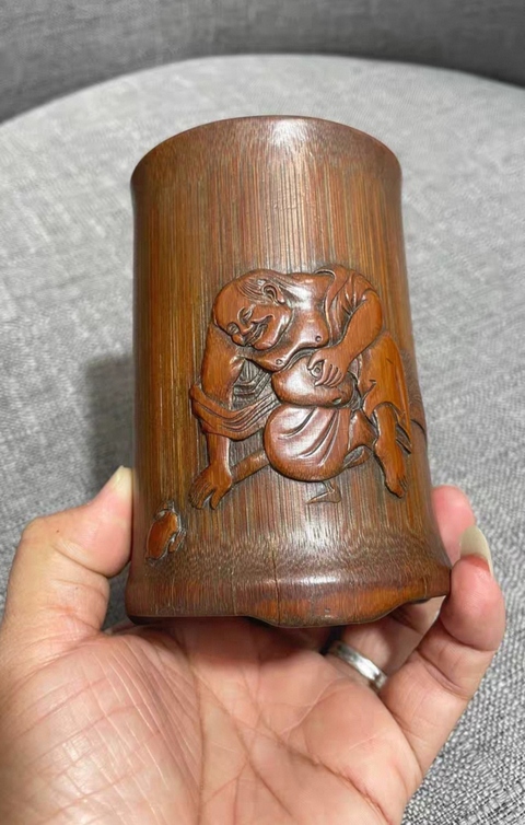 古玩雜項竹雕筆筒真品鑒賞圖