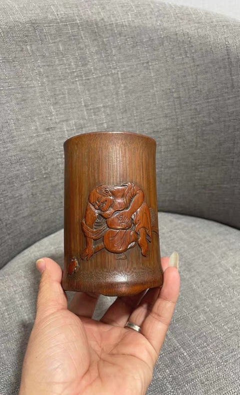 古玩雜項竹雕筆筒真品鑒賞圖