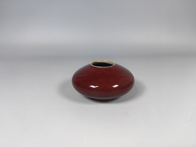 古玩陶瓷清中晚均紅釉飛碟水盂真品鑒賞圖