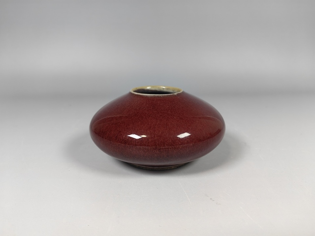 古玩陶瓷清中晚均紅釉飛碟水盂真品鑒賞圖