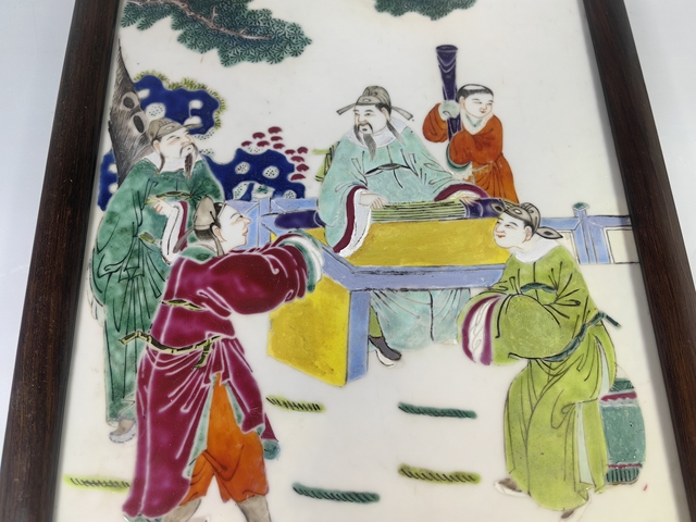 古玩陶瓷晚清民國竹林七賢人物紋粉彩瓷板真品鑒賞圖