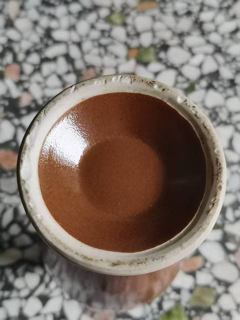 古玩陶瓷紫金釉執(zhí)壺真品鑒賞圖