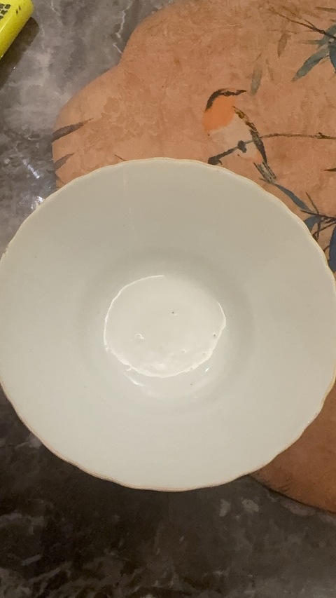 古玩陶瓷黃釉折腰碗真品鑒賞圖