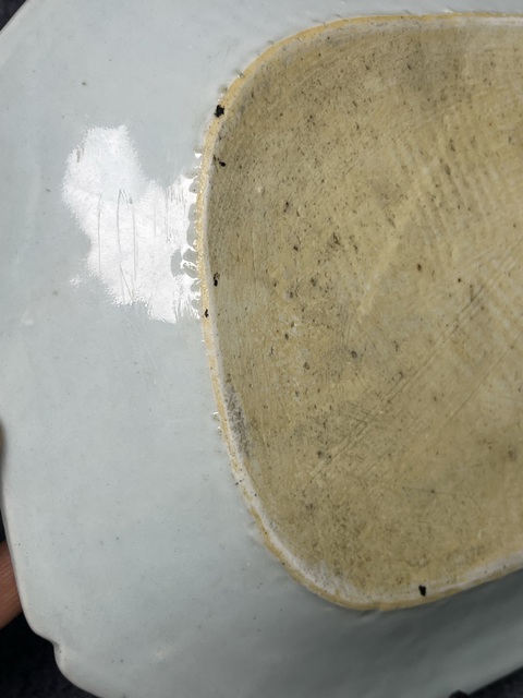 古玩陶瓷青花孔雀牡丹洞石花卉紋八方倭角大盤真品鑒賞圖