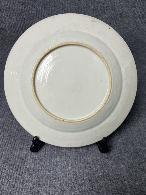 古玩陶瓷粉彩花卉紋盤真品鑒賞圖