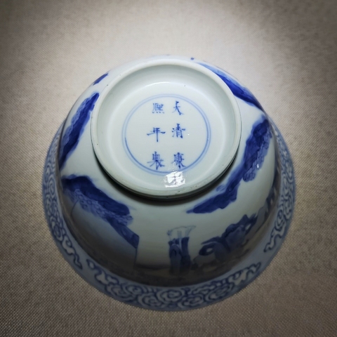 古玩陶瓷青花人物故事紋折沿碗，建議自然光實拍真品鑒賞圖