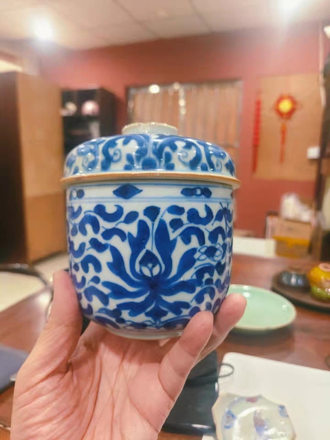 古玩陶瓷康熙青花蓋盅真品鑒賞圖