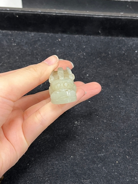 古玩玉器玉龍首摩羯帶鉤真品鑒賞圖